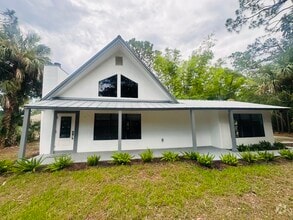 Building Photo - 10075 Sandy Run Rd