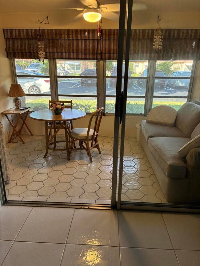 Foto del edificio - 4540 NW 3rd Ct