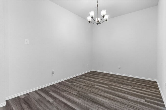 Building Photo - 309 Paddock Ln