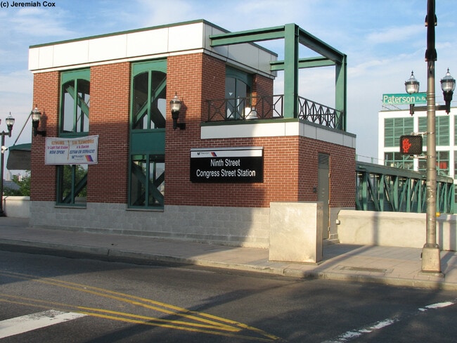 Building Photo - 409 Palisade Ave