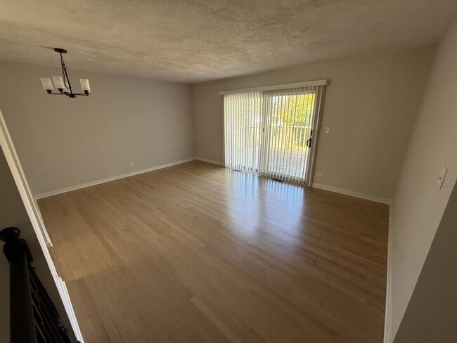 Foto del edificio - 8170 Northway Dr