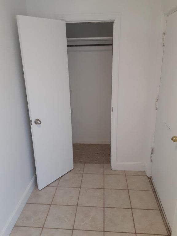 Building Photo - 77 E 600 N