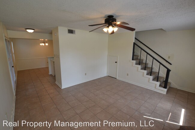 Foto del edificio - 3305 O'Neal Ln