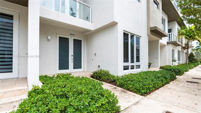 Building Photo - 6469 NW 103rd Psge