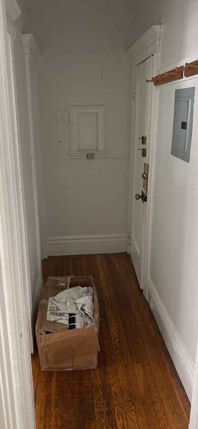Building Photo - 1108 Boylston St