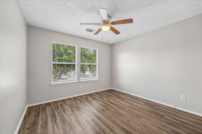 Building Photo - 21211 Grand Linden Ct