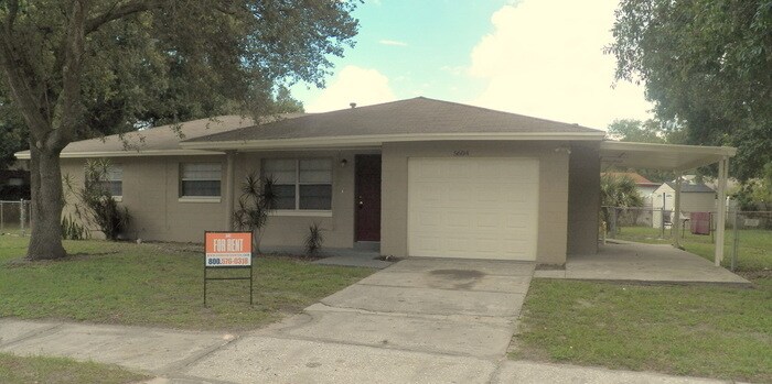 Primary Photo - Beautiful 3/2 Home with Bonus Room!