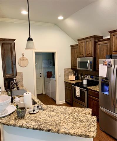 Building Photo - 1110 Spanish Trail Dr