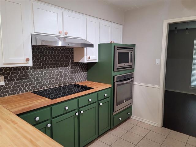 Building Photo - 318 Gwendola Dr