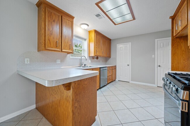 Foto del edificio - 460 W Houston St