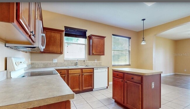 Building Photo - 339 Largovista Dr