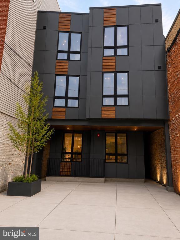 Building Photo - 1620 N Bailey St