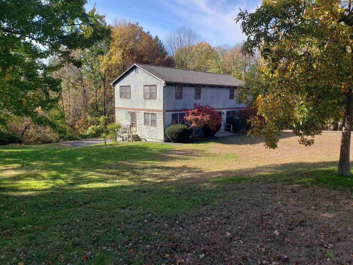 Primary Photo - 160 Greeley St