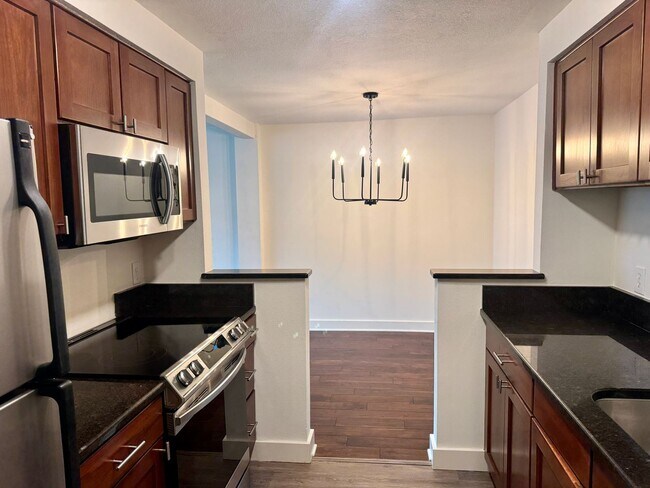 Foto del edificio - Redmond Townhouse
