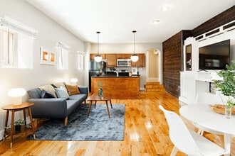 Building Photo - 400 E 13th St