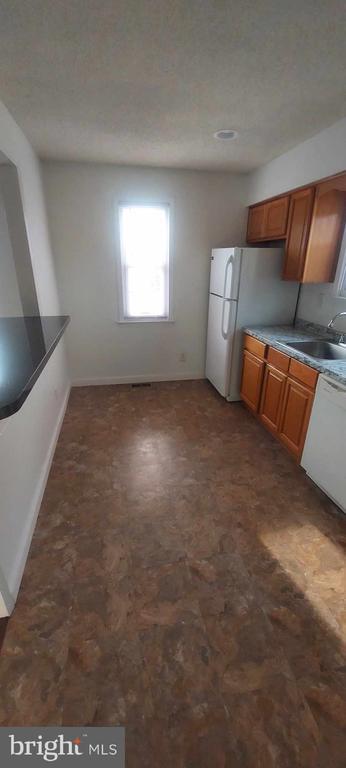 Foto del edificio - 9 Cottage Gate Rd