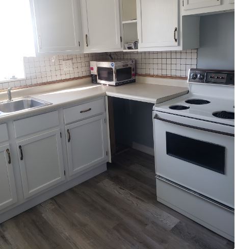 Foto principal - 6044 Kearney Ave