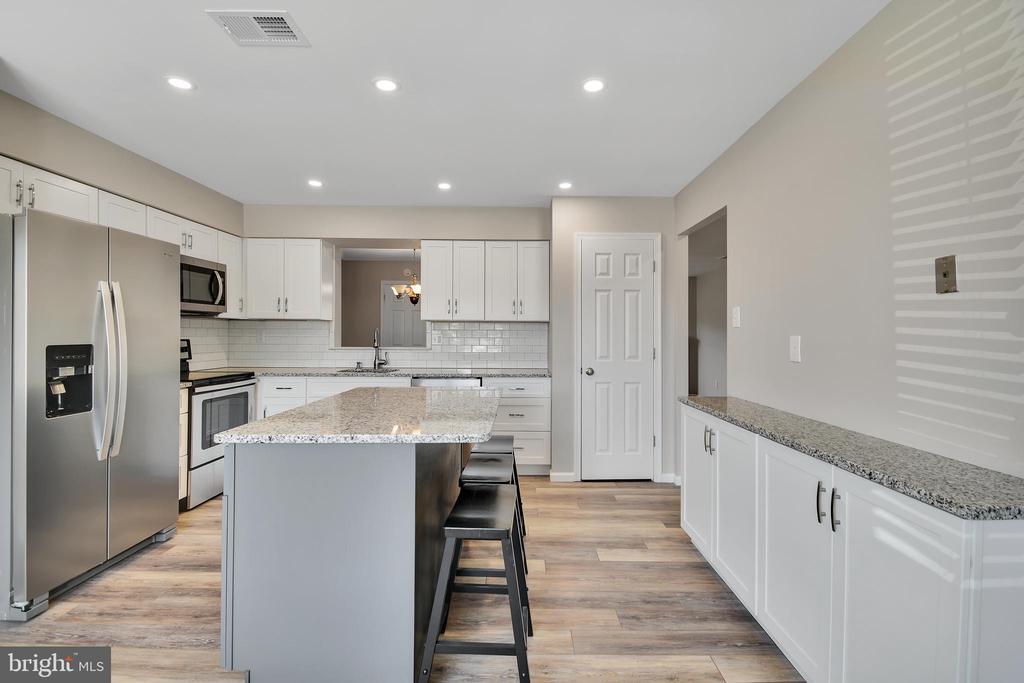 Foto principal - 139 Caernarvon Ct