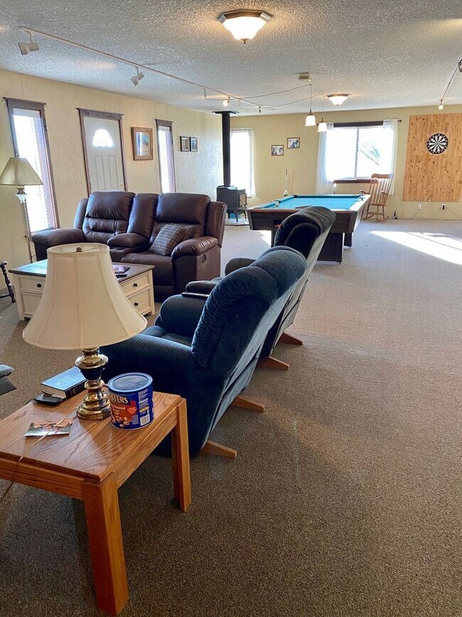 Building Photo - 3 br, 2 bath House - 1020 Woodhouse loop