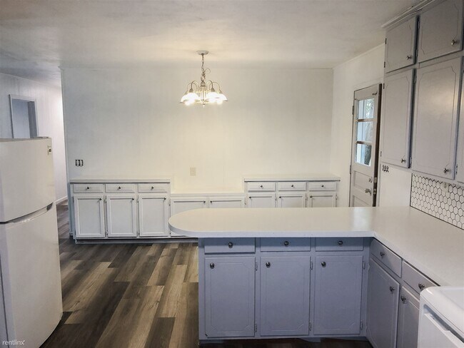Foto del edificio - 3 br, 2 bath House - 2709 South Sterling A...