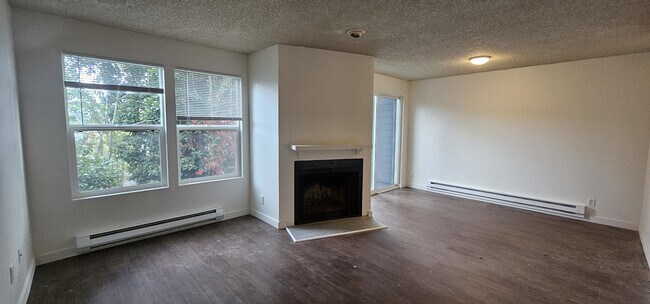 Foto del edificio - 6703 204th St SW