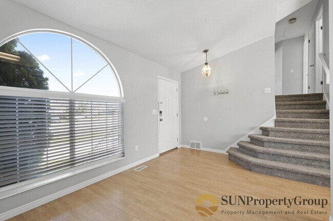 Building Photo - 5458 S 4250 W