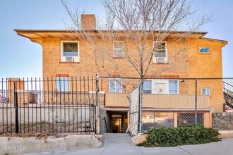 Building Photo - 619 E Nevada Ave