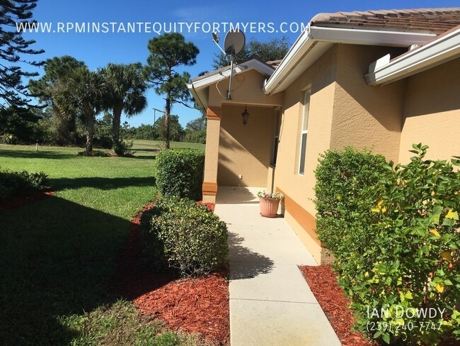 Building Photo - 2 Bed/2 Bath with Golf Course Views!