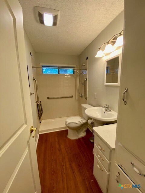 Foto del edificio - 106 Huff St