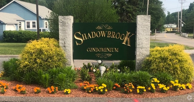 Building Photo - 14 Shadowbrook Ln