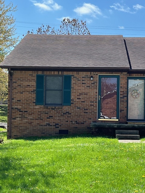 Primary Photo - 150 Cypress Dr