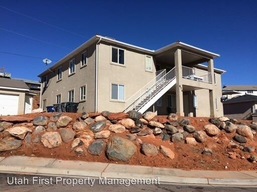 Primary Photo - 674 W Evans Ridge Cir