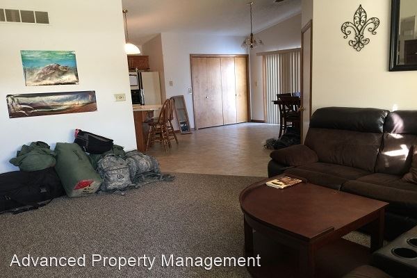 3 br, 1 bath House - 301 Hackberry Avenue photo'