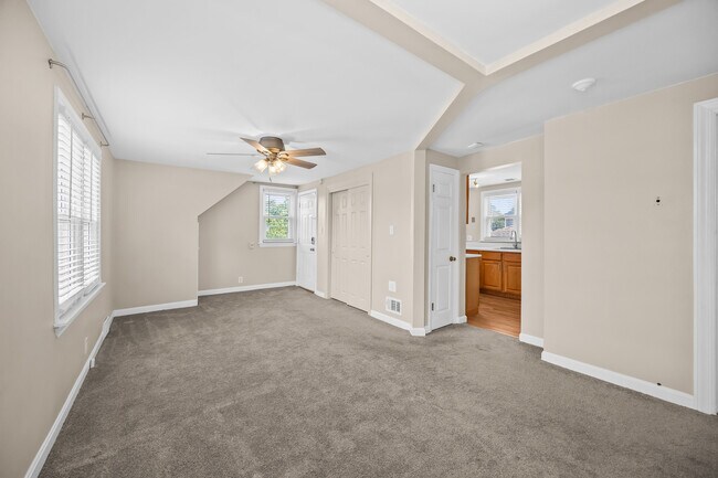 Foto del edificio - 548 Prairie Ave