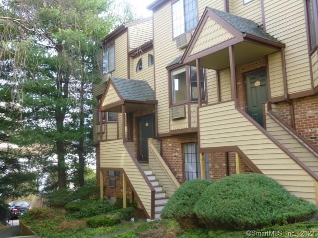 Foto del edificio - 8 Oakwood Ave
