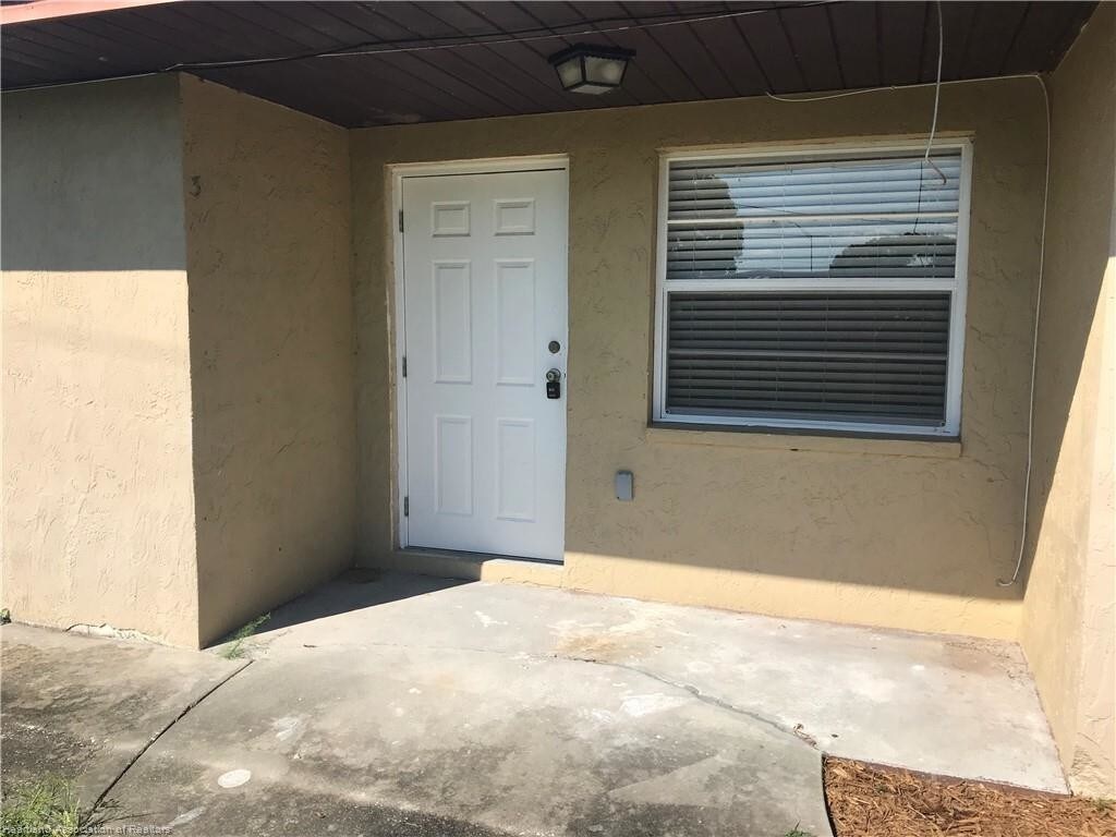 1331 W Allamanda Blvd, Avon Park, FL 33825 Townhome Rentals in Avon
