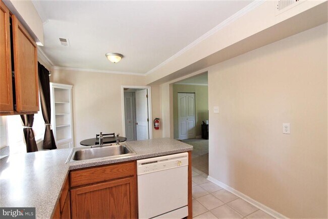 Foto del edificio - 38 Turtle Creek Dr