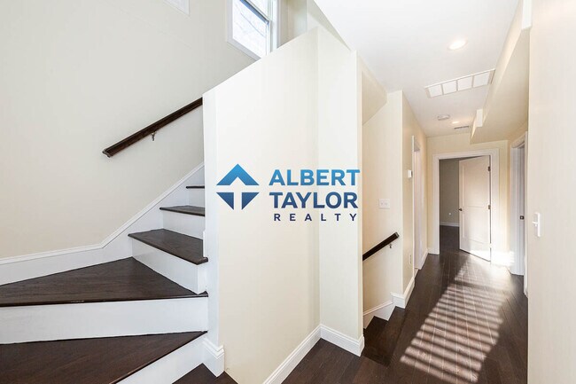 Building Photo - 5 Malvern Ter