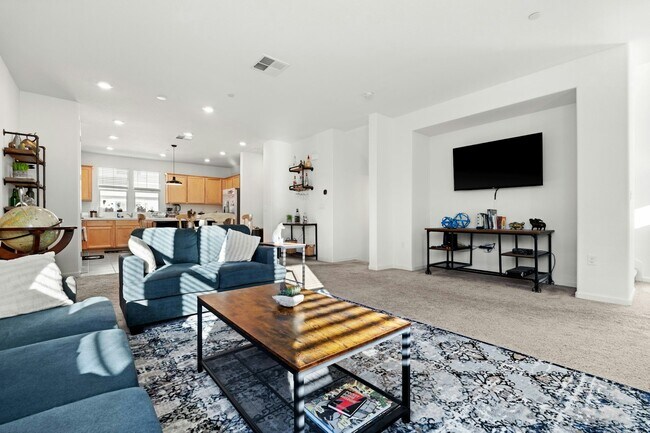Foto del edificio - 6429 Laguna Seca Ln
