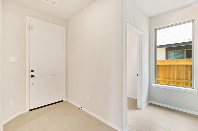 Building Photo - 31034 Regal Elm Ln