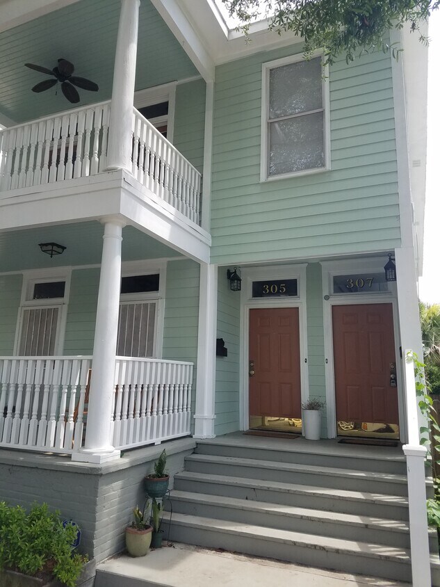 Foto principal - 307 W 41st St