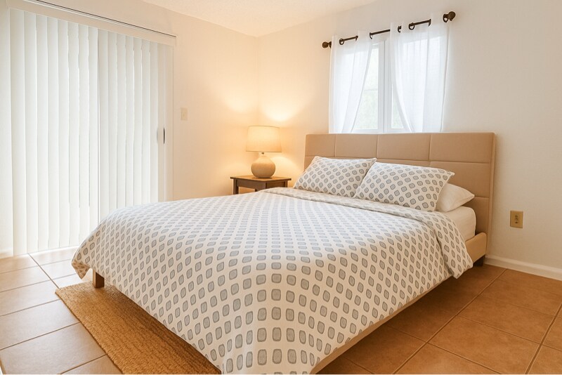 Foto principal - 4701 Beechwood St