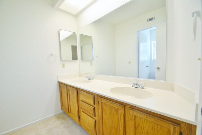 Building Photo - 29149 Rock Crest Ct
