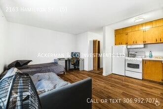 Building Photo - 2163 Hamilton St