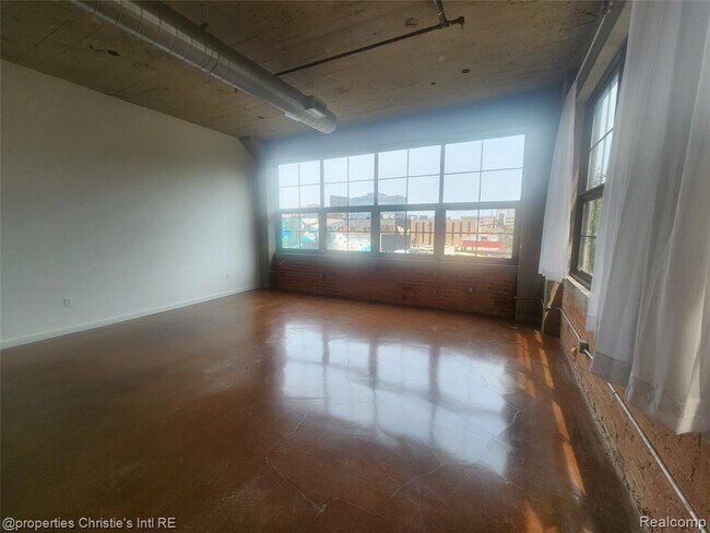 Foto del edificio - 55 W Canfield St