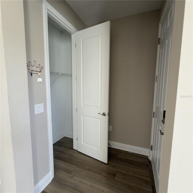 Foto del edificio - 14391 Braemar St