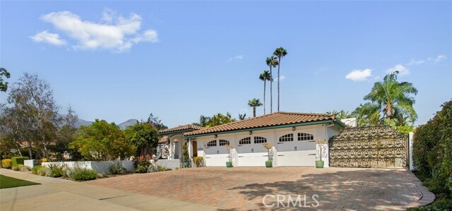 Building Photo - 1746 N Vallejo Way