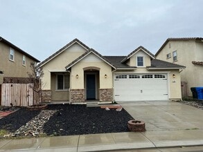 Building Photo - 1484 Rock Spring Ave