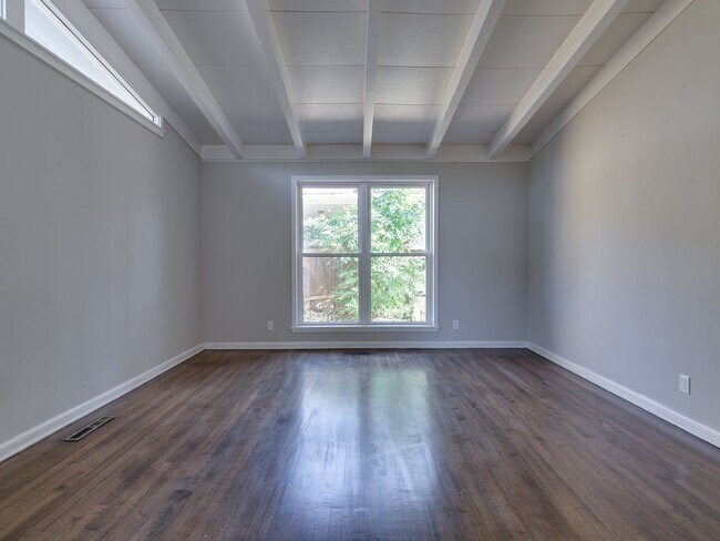 Foto del edificio - Beautifully Renovated 3BR/2B Home in Great Location!!
