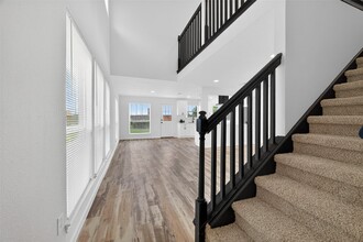 Building Photo - 6307 Marinwood Dr